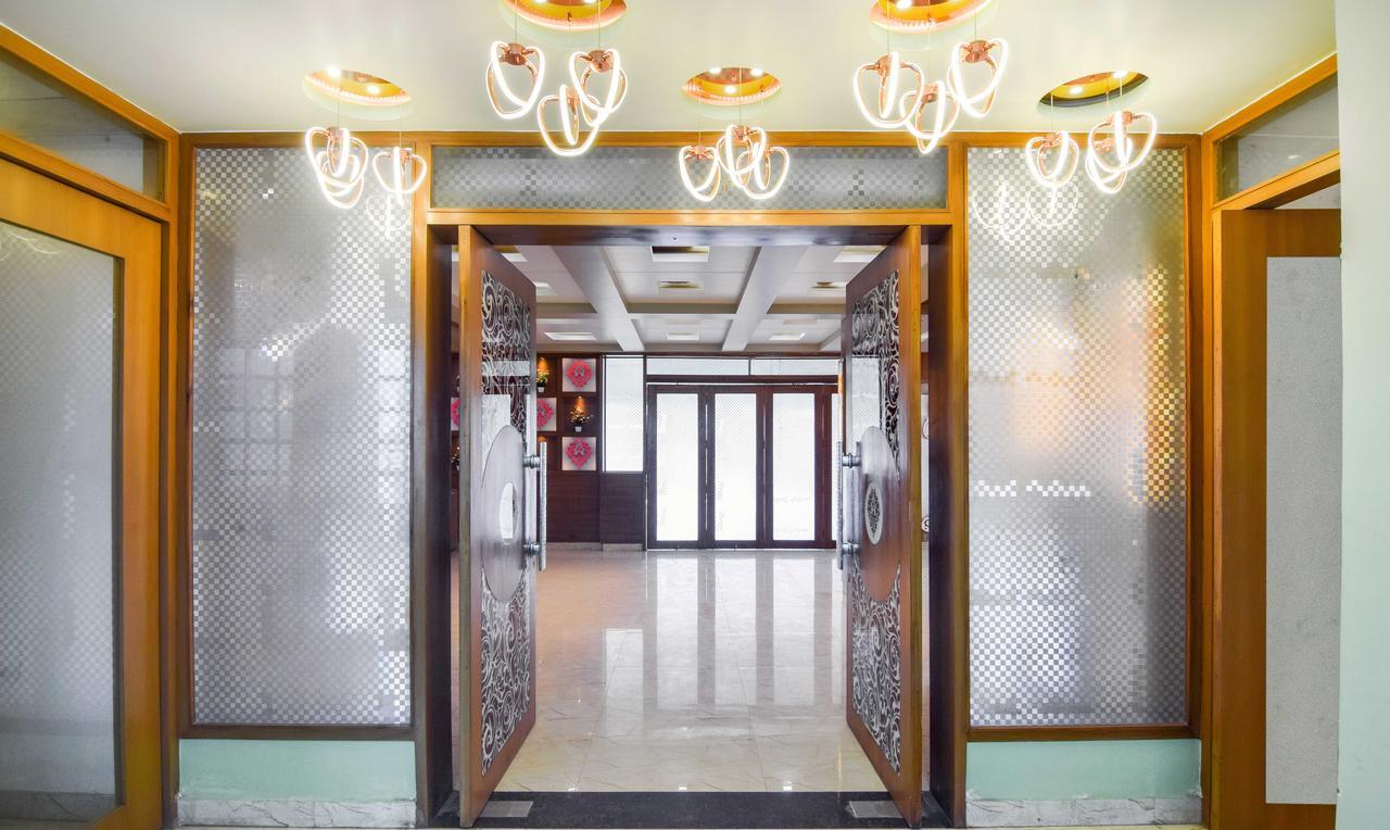 Hotel Saffron Waranasi Zewnętrze zdjęcie